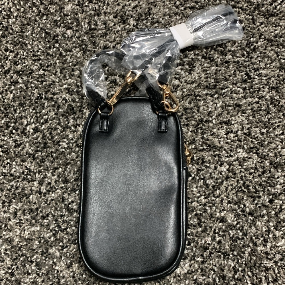 Badgley Mischka Quilted Phone Case - Picture 2 of 10